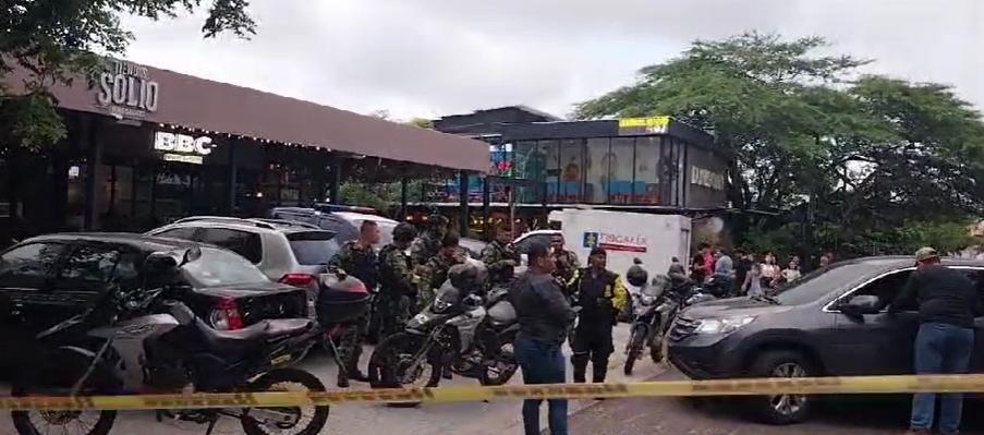 Sicarios Ingresaron Por Un Centro Comercial Contiguo Al Conjunto ...